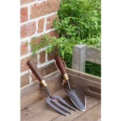 Hand Trowel - National Trust -Household Tools Store GNT TROW burgon and ball national trust trowel 03