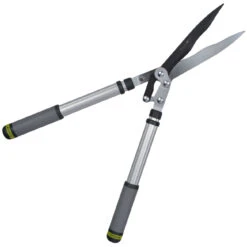Telescopic Wavy Edged Hedge Shear RHS Endorsed 9 Telescopic Wavy Edged Hedge Shear RHS Endorsed -Household Tools Store GTO WAVYHEDGE burgon and ball telescopic handled wavy edged hedge shear 04