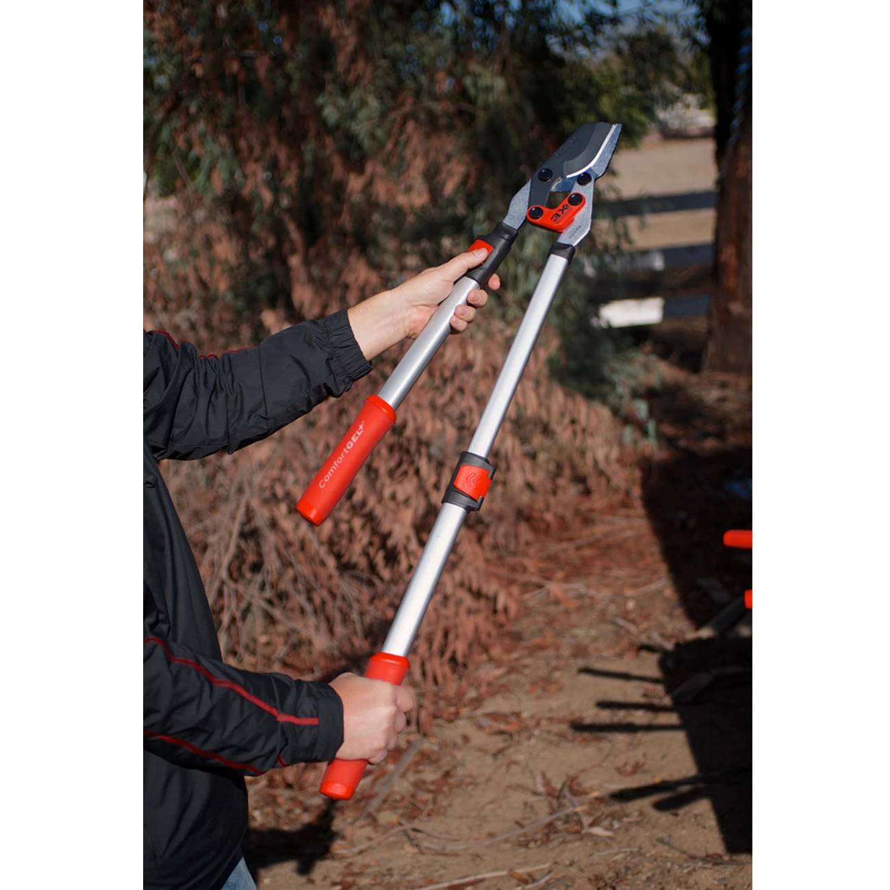 Corona ComfortGEL DualLink Extendable Limb And Branch Lopper 2 Corona ComfortGEL DualLink Extendable Limb And Branch Lopper - Image 2